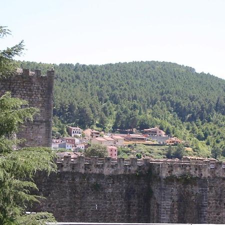 Hostal El Castillo 아레나스 데 산 페드로 외부 사진