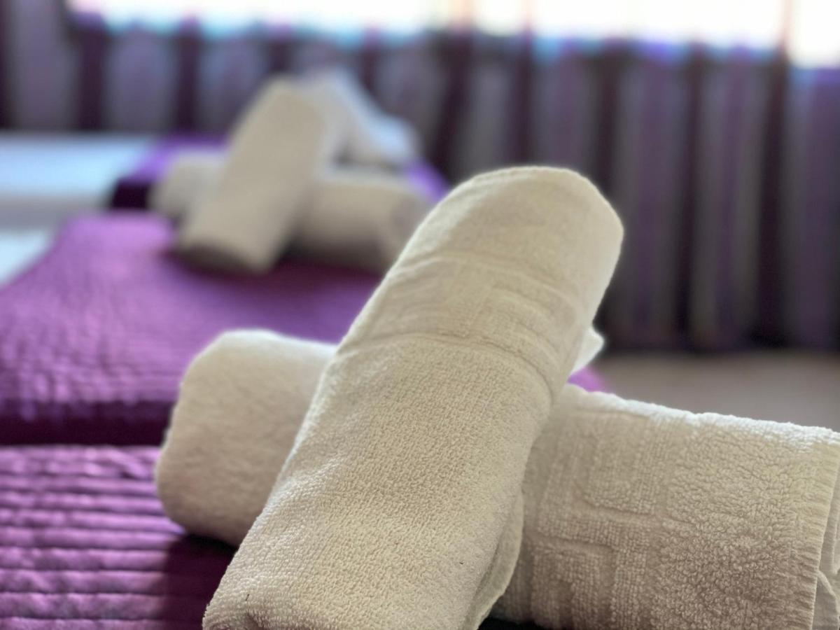 Hostal El Castillo 아레나스 데 산 페드로 외부 사진
